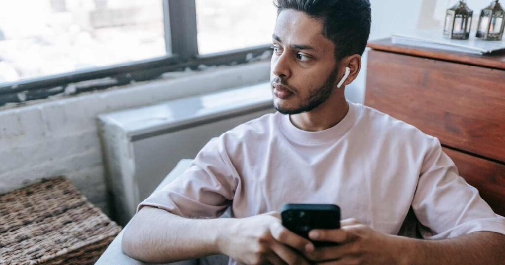 Why Everyone Should Use Smartphones