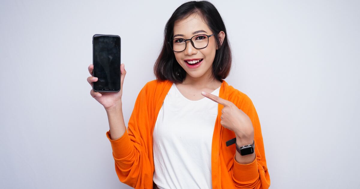 Why Everyone Should Use Smartphones?